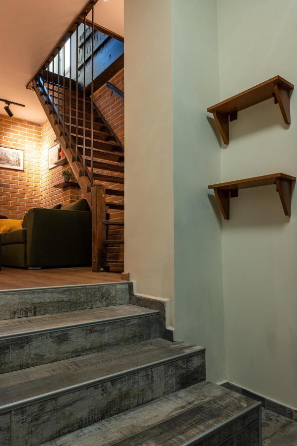 Apartpro Apartments, Apartment